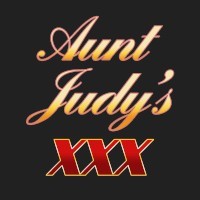 Порно-студия Aunt Judys XXX